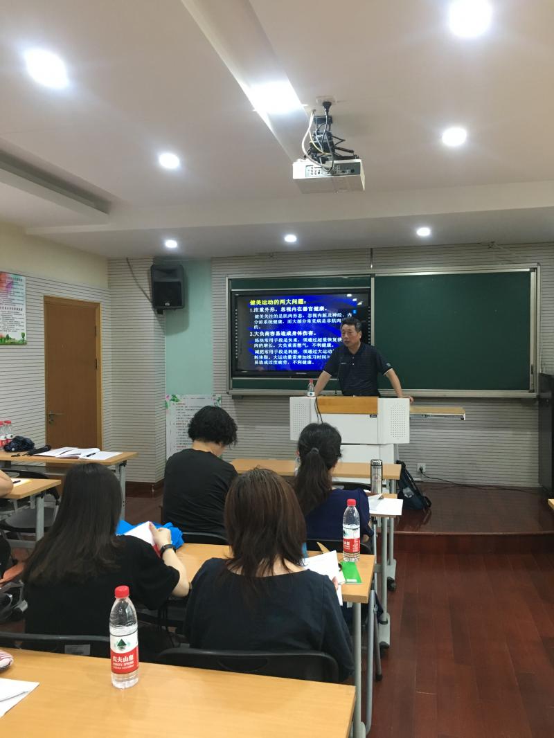 上海市社區(qū)<a href=http://www.anhaohn.com target=_blank class=infotextkey>健身</a>俱樂部