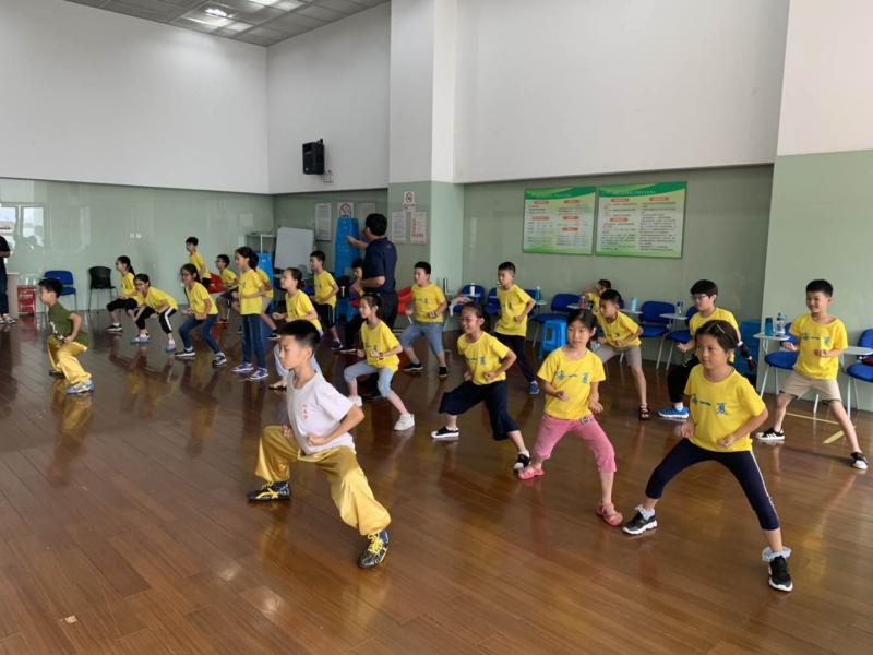 上海市社區(qū)<a href=http://www.anhaohn.com target=_blank class=infotextkey>健身</a>俱樂部