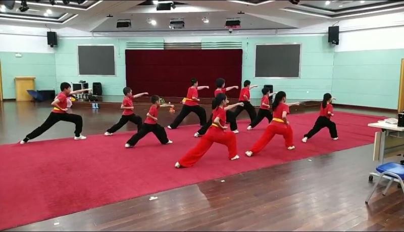 上海市社區(qū)<a href=http://www.anhaohn.com target=_blank class=infotextkey>健身</a>俱樂部