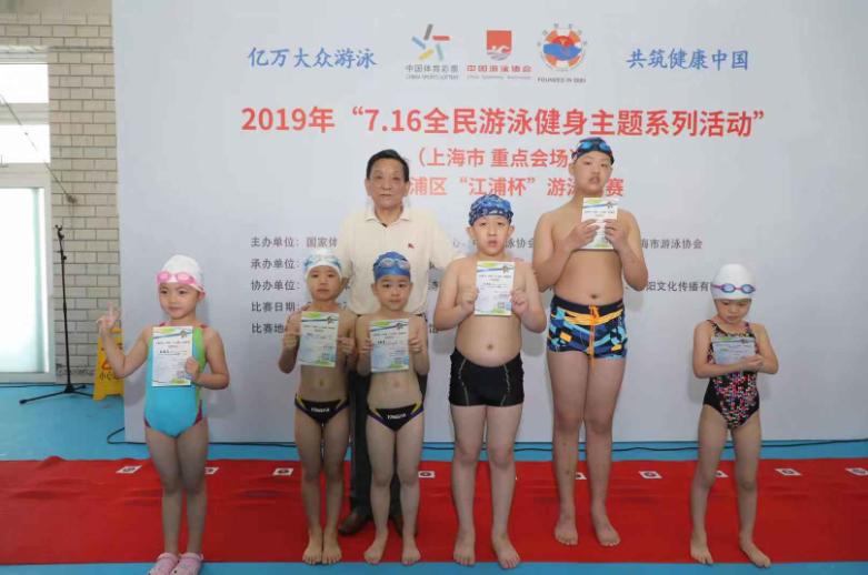 上海市社區(qū)<a href=http://www.anhaohn.com target=_blank class=infotextkey>健身</a>俱樂(lè)部