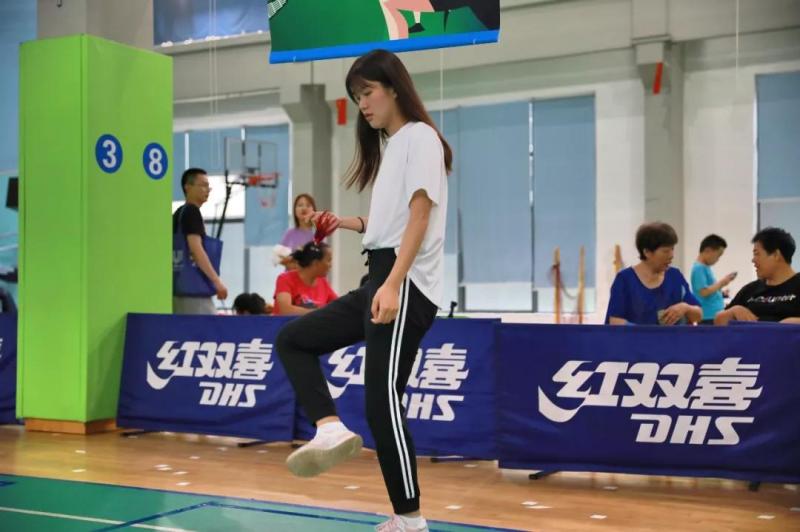 上海市社區(qū)<a href=http://www.anhaohn.com target=_blank class=infotextkey>健身</a>俱樂(lè)部