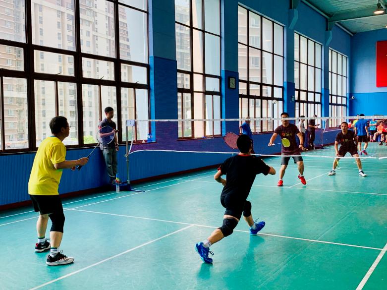 上海市社區(qū)<a href=http://www.anhaohn.com target=_blank class=infotextkey>健身</a>俱樂(lè)部