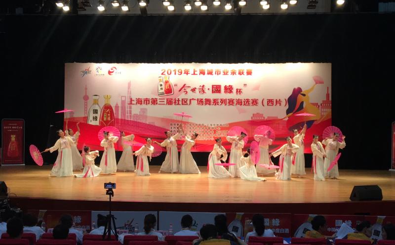 上海市社區(qū)<a href=http://www.anhaohn.com target=_blank class=infotextkey>健身</a>俱樂(lè)部 上海市社區(qū)<a href=http://www.anhaohn.com target=_blank class=infotextkey>健身</a>俱樂(lè)部