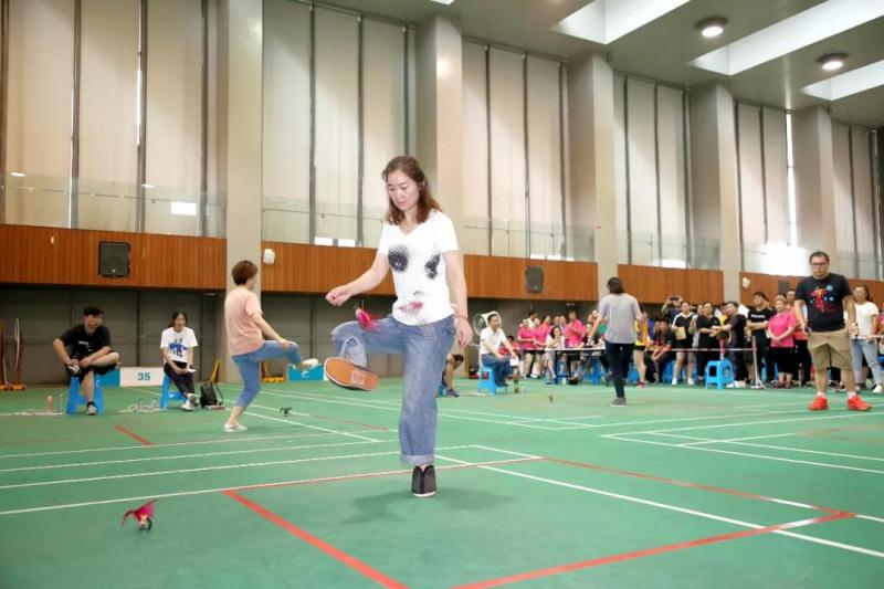 上海市社區(qū)<a href=http://www.anhaohn.com target=_blank class=infotextkey>健身</a>俱樂部 上海市社區(qū)<a href=http://www.anhaohn.com target=_blank class=infotextkey>健身</a>俱樂部