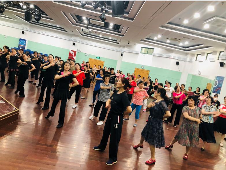 上海市社區(qū)<a href=http://www.anhaohn.com target=_blank class=infotextkey>健身</a>俱樂部