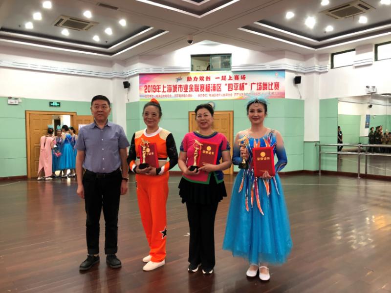 上海市社區(qū)<a href=http://www.anhaohn.com target=_blank class=infotextkey>健身</a>俱樂部