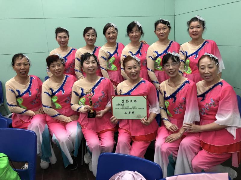 上海市社區(qū)<a href=http://www.anhaohn.com target=_blank class=infotextkey>健身</a>俱樂(lè)部