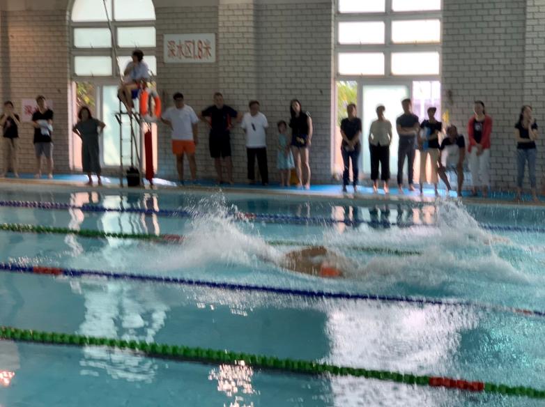 上海市社區(qū)<a href=http://www.anhaohn.com target=_blank class=infotextkey>健身</a>俱樂(lè)部