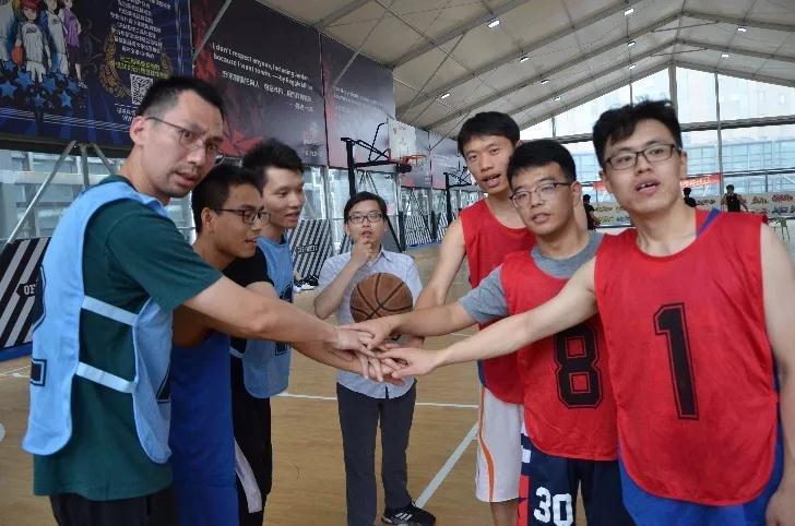 上海市社區(qū)<a href=http://www.anhaohn.com target=_blank class=infotextkey>健身</a>俱樂部 上海市社區(qū)<a href=http://www.anhaohn.com target=_blank class=infotextkey>健身</a>俱樂部