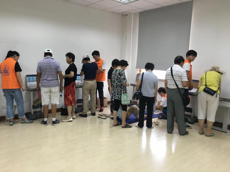 上海市社區(qū)<a href=http://www.anhaohn.com target=_blank class=infotextkey>健身</a>俱樂部