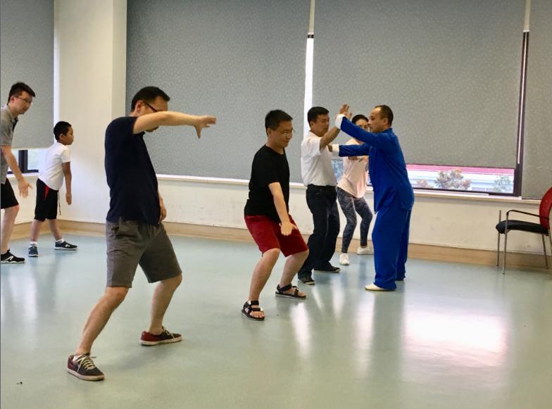 上海市社區(qū)<a href=http://www.anhaohn.com target=_blank class=infotextkey>健身</a>俱樂部