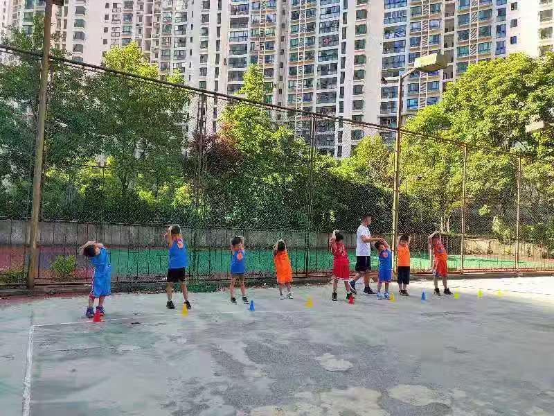 上海市社區(qū)<a href=http://www.anhaohn.com target=_blank class=infotextkey>健身</a>俱樂部 上海市社區(qū)<a href=http://www.anhaohn.com target=_blank class=infotextkey>健身</a>俱樂部