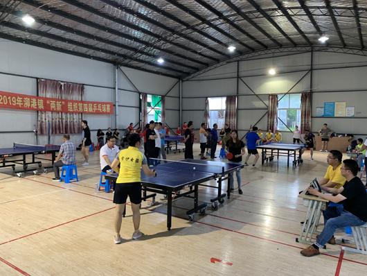 上海市社區(qū)<a href=http://www.anhaohn.com target=_blank class=infotextkey>健身</a>俱樂部