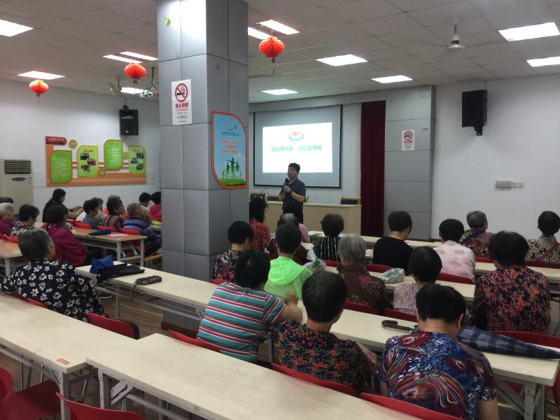 上海市社區(qū)<a href=http://www.anhaohn.com target=_blank class=infotextkey>健身</a>俱樂部