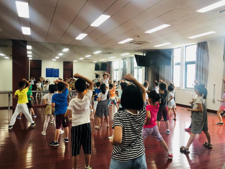 上海市社區(qū)<a href=http://www.anhaohn.com target=_blank class=infotextkey>健身</a>俱樂部