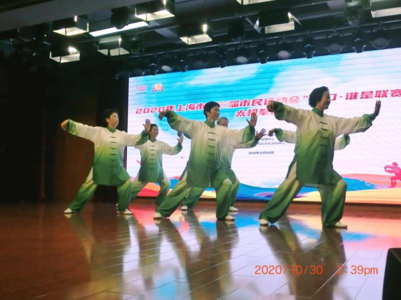 上海市社區(qū)<a href=http://www.anhaohn.com target=_blank class=infotextkey>健身</a>俱樂(lè)部 上海市社區(qū)<a href=http://www.anhaohn.com target=_blank class=infotextkey>健身</a>俱樂(lè)部