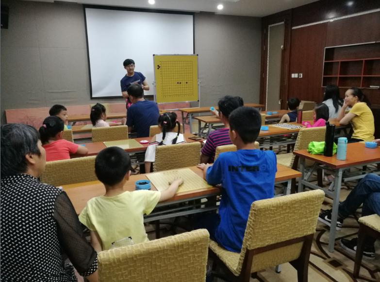 上海市社區(qū)<a href=http://www.anhaohn.com target=_blank class=infotextkey>健身</a>俱樂(lè)部