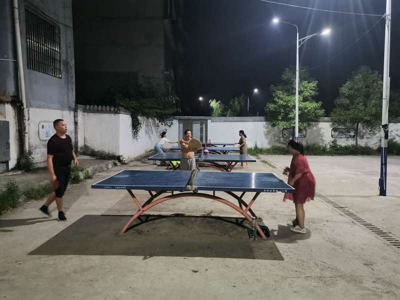 公益體彩在你身邊:邵陽雨溪社區(qū)——搭起老百姓身邊的<a href=http://www.anhaohn.com target=_blank class=infotextkey>健身</a>廣場(chǎng) 公益體彩在你身邊:邵陽雨溪社區(qū)——搭起老百姓身邊的<a href=http://www.anhaohn.com target=_blank class=infotextkey>健身</a>廣場(chǎng)