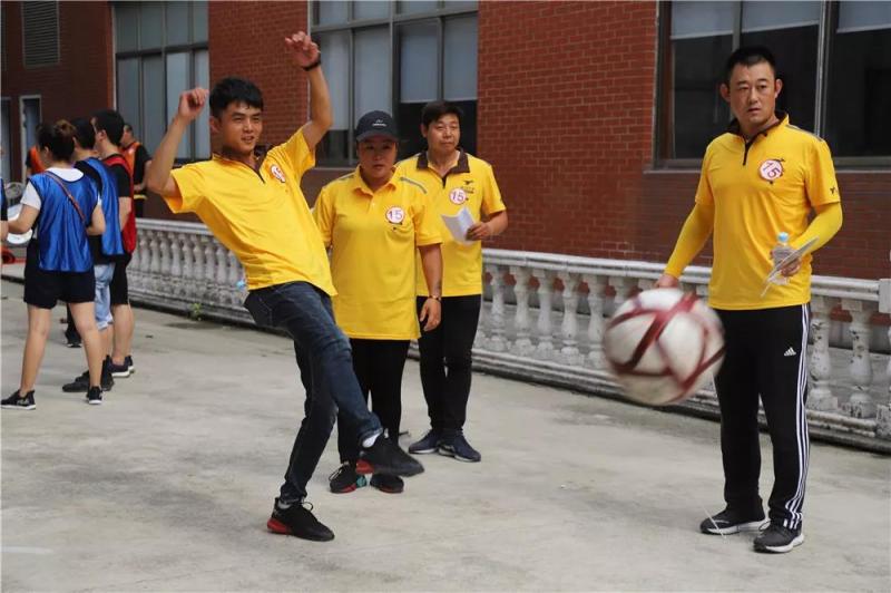 上海市社區(qū)<a href=http://www.anhaohn.com target=_blank class=infotextkey>健身</a>俱樂部