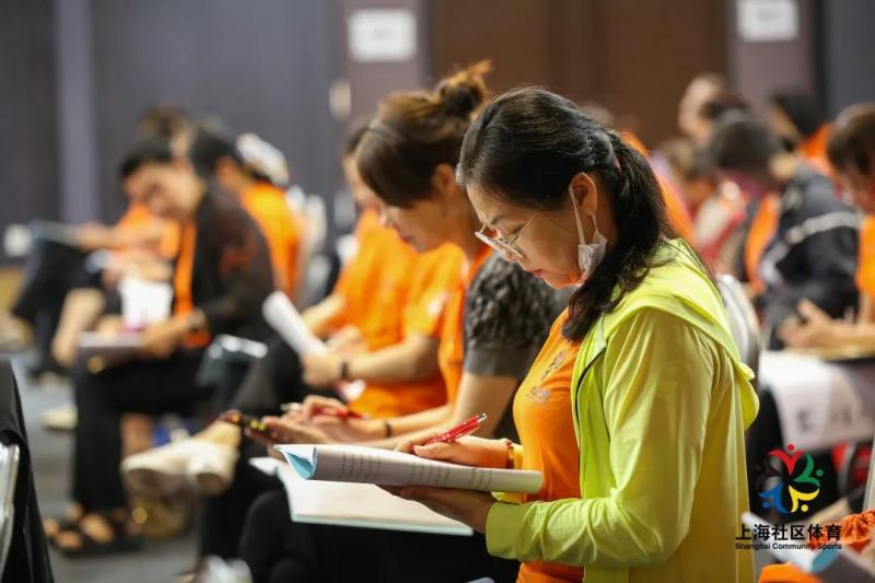 上海市社區(qū)<a href=http://www.anhaohn.com target=_blank class=infotextkey>健身</a>俱樂部