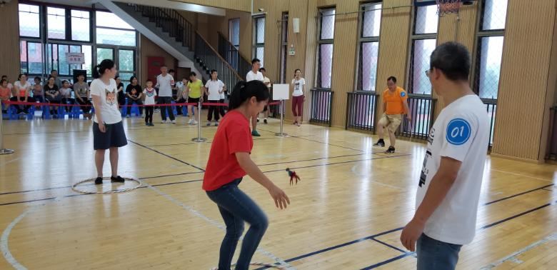 上海市社區(qū)<a href=http://www.anhaohn.com target=_blank class=infotextkey>健身</a>俱樂(lè)部