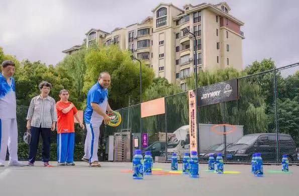 上海市社區(qū)<a href=http://www.anhaohn.com target=_blank class=infotextkey>健身</a>俱樂部