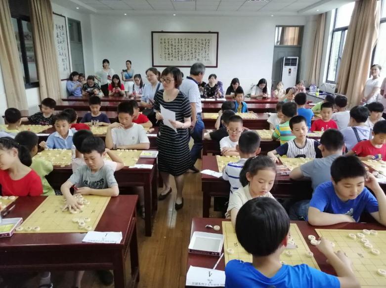 上海市社區(qū)<a href=http://www.anhaohn.com target=_blank class=infotextkey>健身</a>俱樂(lè)部