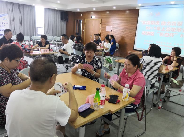 上海市社區(qū)<a href=http://www.anhaohn.com target=_blank class=infotextkey>健身</a>俱樂(lè)部 上海市社區(qū)<a href=http://www.anhaohn.com target=_blank class=infotextkey>健身</a>俱樂(lè)部