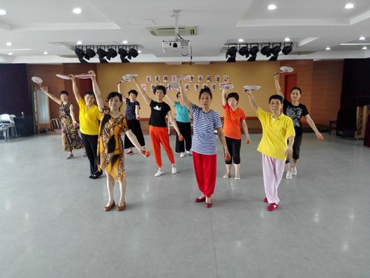 上海市社區(qū)<a href=http://www.anhaohn.com target=_blank class=infotextkey>健身</a>俱樂部