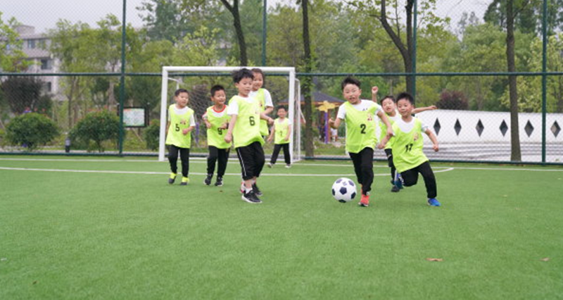 <a href=http://www.anhaohn.com target=_blank class=infotextkey>健身</a>場(chǎng)館