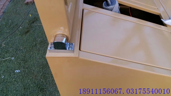 電動(dòng)液壓籃球架