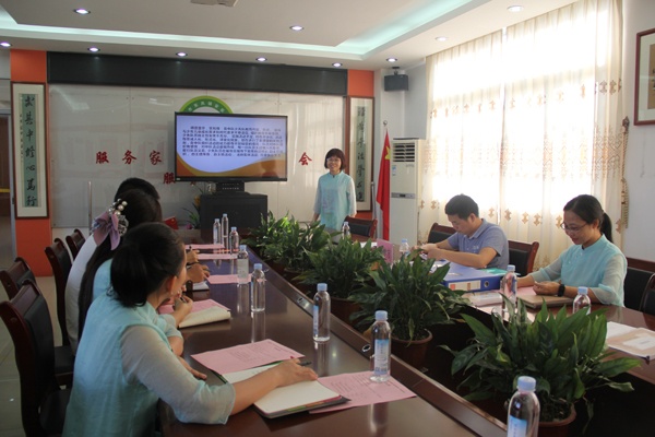 加強少先隊課題研究，助推輔導(dǎo)員科研成長