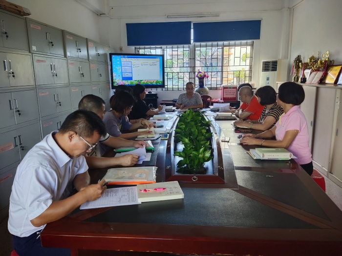 在培訓(xùn)中感悟，在感悟中成長