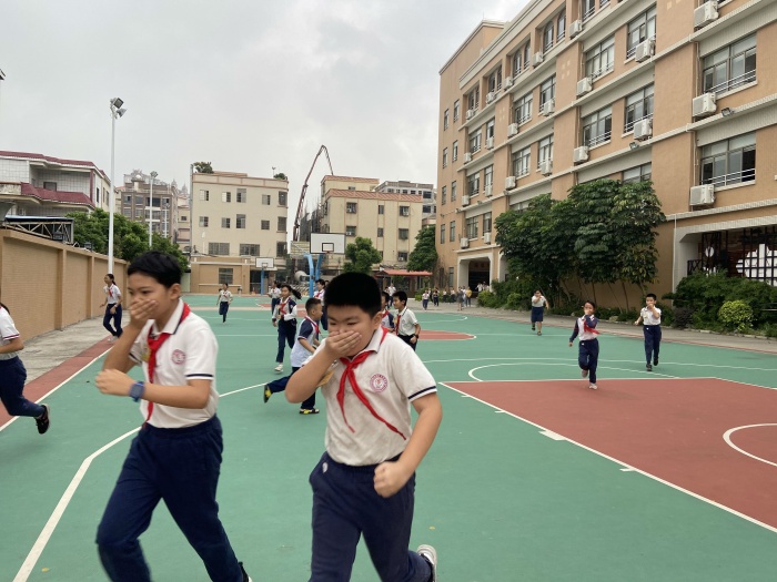 積極開展消防演練，提高消防自救能力