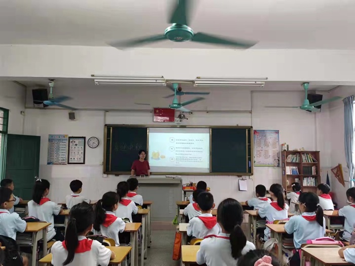 大涌南文舉行中秋慶?；顒? width=