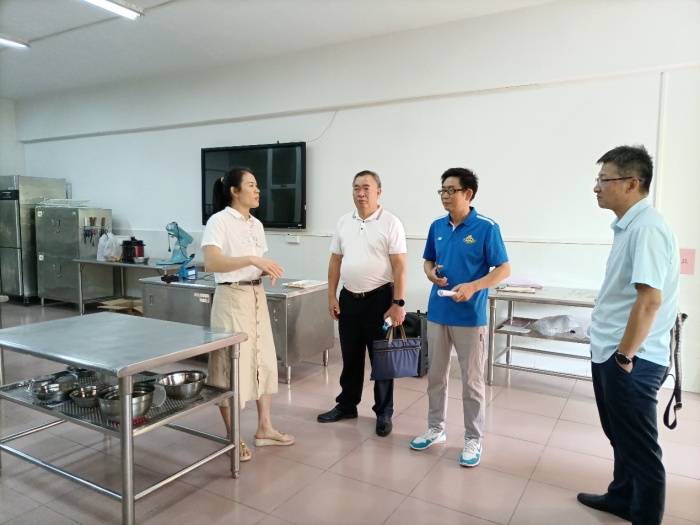 中山市教育教學(xué)研究室深入建斌職校開(kāi)展高水平中職項(xiàng)目調(diào)研