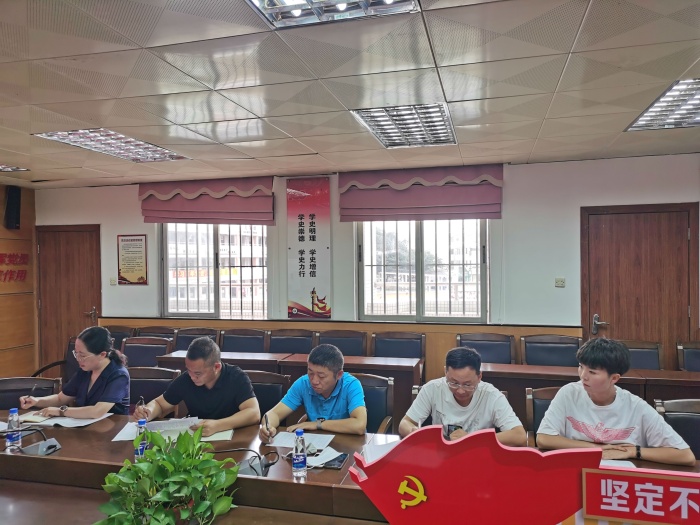 開(kāi)發(fā)區(qū)第一小學(xué)開(kāi)展貴州省六盤水市水城區(qū)骨干教師跟崗學(xué)習(xí)交流活動(dòng)