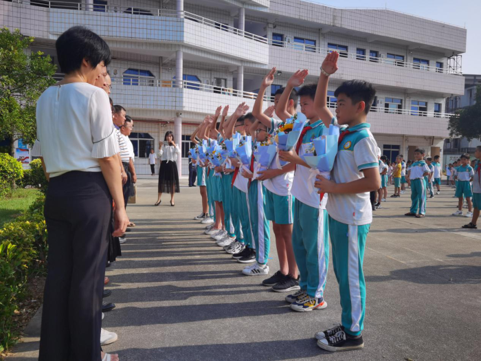 桃李滿天下，祝福齊飛揚