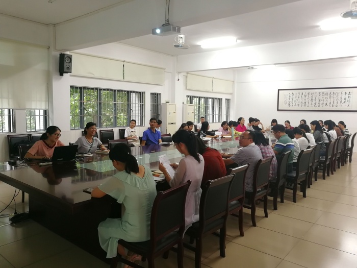 5 郭老師講話.jpg