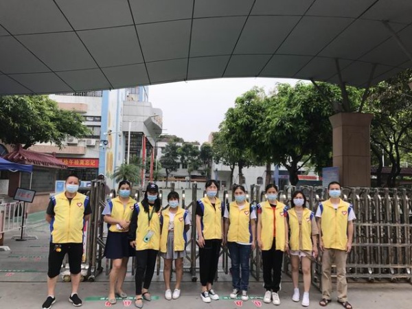 調(diào)整大小 家長(zhǎng)義工合照.JPG