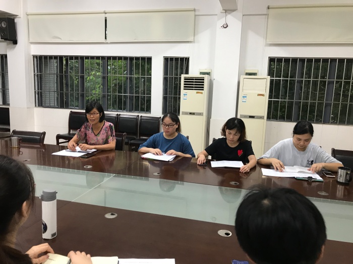 9.15實(shí)習(xí)教師培訓(xùn) 報(bào)道IMG_0453.JPG