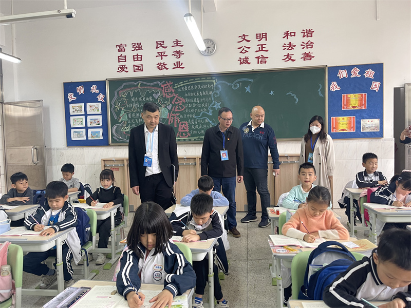 1675904295413089979.jpg 5.jpg