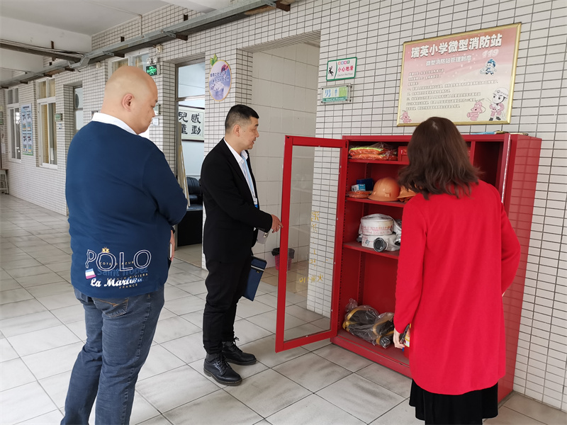 1675904330866071696.jpg 1.jpg