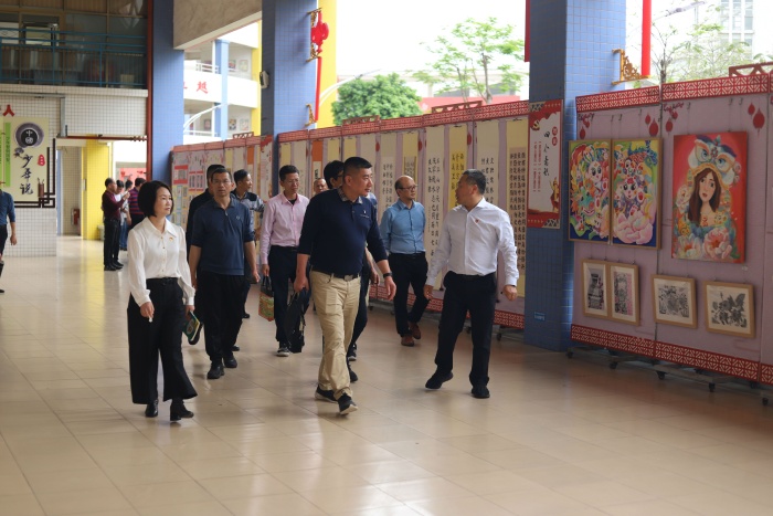 報告廳展板 (1).JPG