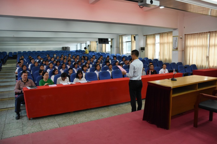 三角中學視力健康管理隊伍集中履職儀式照片 (12).JPG