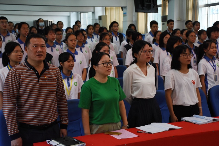 三角中學視力健康管理隊伍集中履職儀式照片 (4).JPG