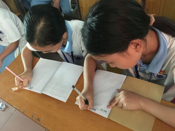 2019.5.16 神灣神舟學(xué)校校多媒體開(kāi)展愛(ài)國(guó)主題電影觀看活動(dòng) (3).JPG