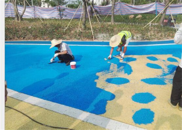 EPDM<a href=http://www.anhaohn.com target=_blank class=infotextkey>塑膠跑道</a> EPDM<a href=http://www.anhaohn.com target=_blank class=infotextkey>塑膠跑道</a>