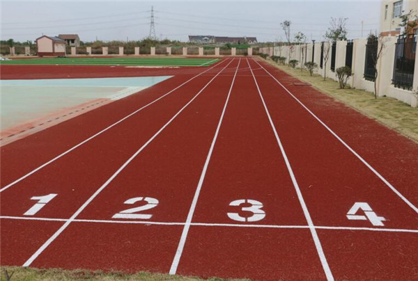 復(fù)合型PU<a href=http://www.anhaohn.com target=_blank class=infotextkey>塑膠跑道</a>