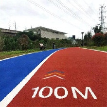 厚冠透氣型塑膠跑道發(fā)貨快 河北下花園學(xué)校塑膠跑道 學(xué)校操場塑膠跑道